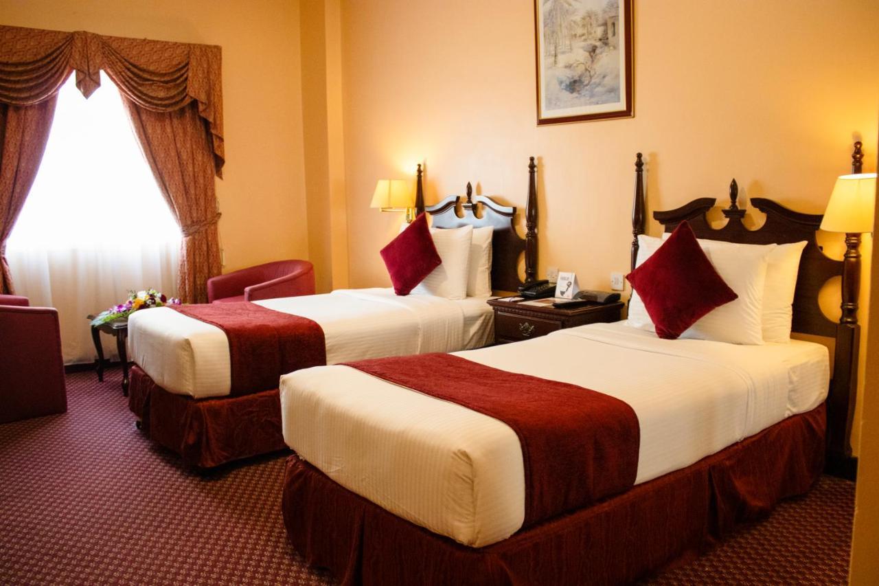 Delmon International Hotel Манама Экстерьер фото