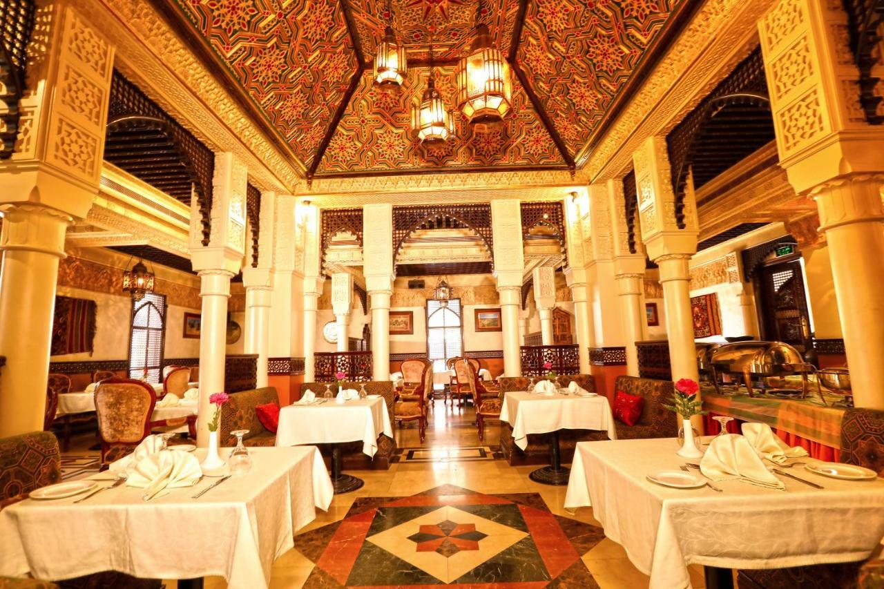 Delmon International Hotel Манама Экстерьер фото